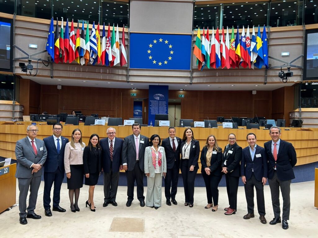 b4425e2d-858b-4138-874d-136c0c30ceac-1.jpg